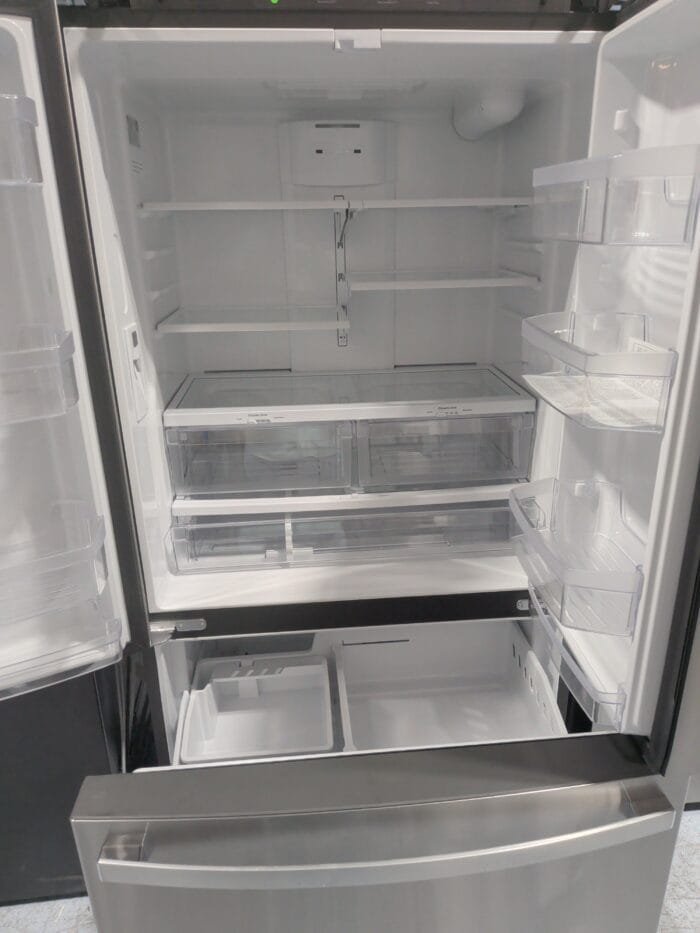 GE GWE22JYMFS 21.9 Cu. Ft. Fingerprint Resistant Counter-Depth French-Door Refrigerator - Image 3