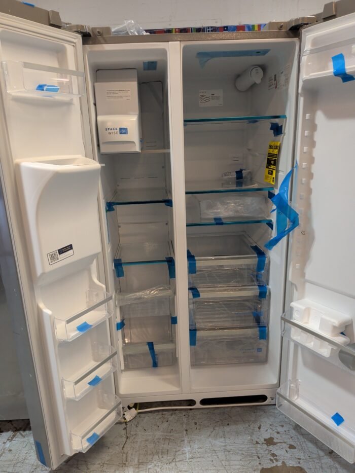 GRSS2352AF Frigidaire Gallery 22.3 Cu. Ft. 33" Standard Depth Side by Side Refrigerator - Image 3